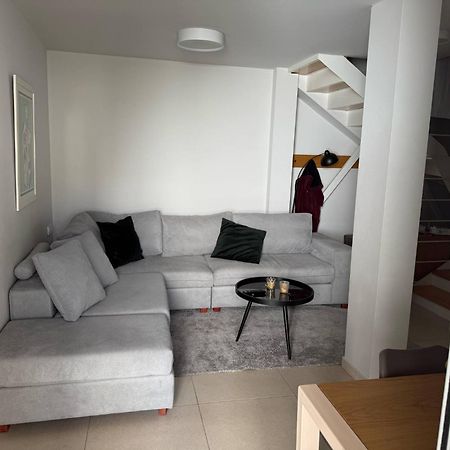 Stylish Studio Apartment - 8F House Kalamata Exterior foto